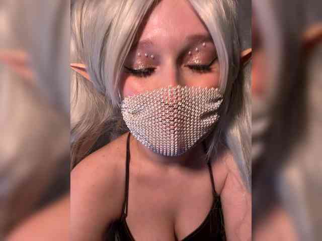 Elenanna Live Webcam on BongaCams