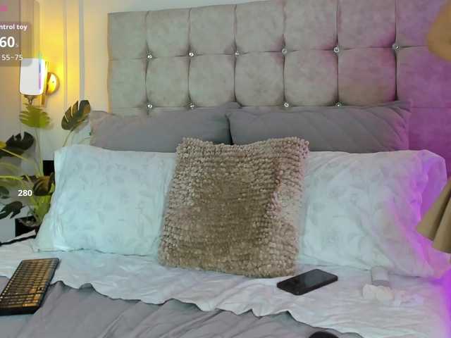 LiaRouse's BongaCams show and profile