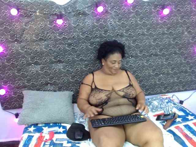 Sharonmercury webcam