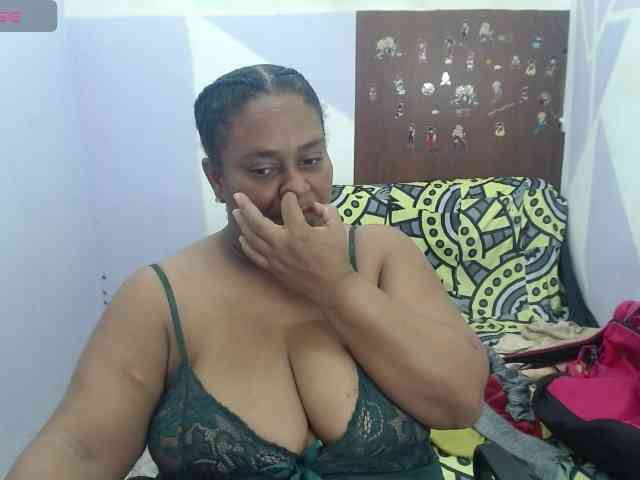 Sharonmercury webcam