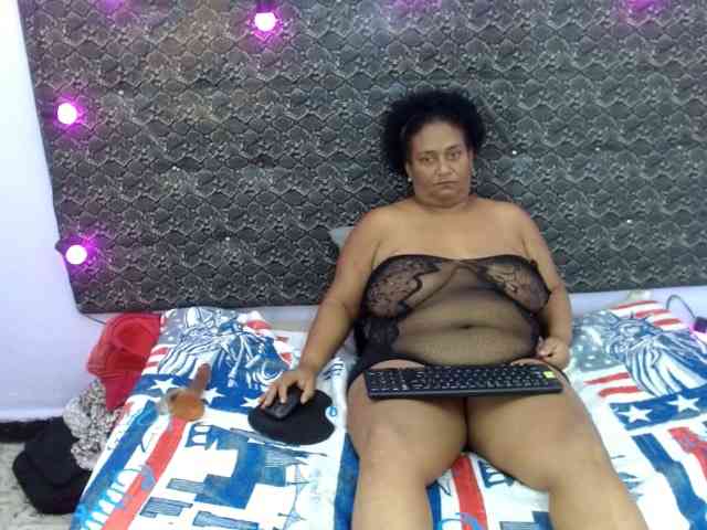 Sharonmercury Live Webcam on BongaCams