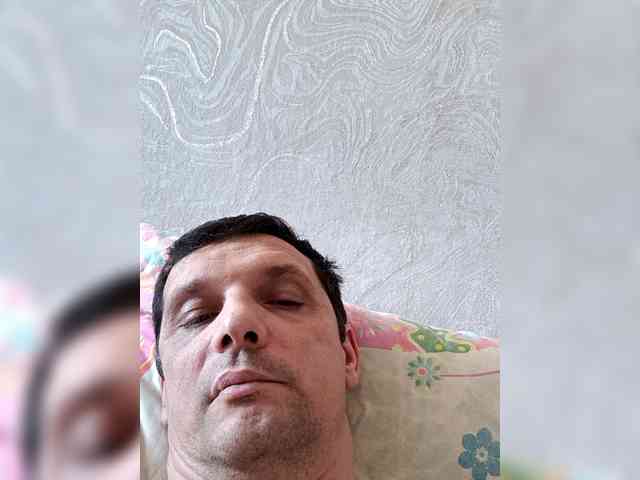 Grin40a Live Webcam on BongaCams