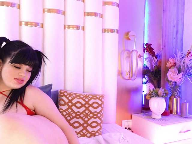 AmberPeach's BongaCams show and profile