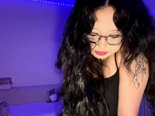 DominicaTkach's BongaCams show and profile