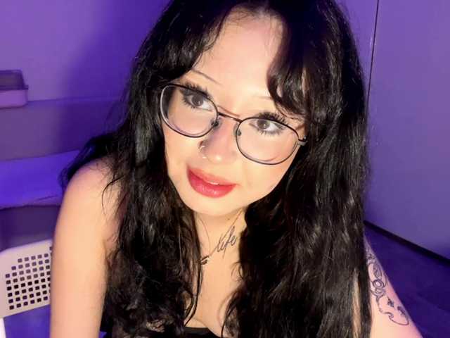 DominicaTkach's BongaCams show and profile