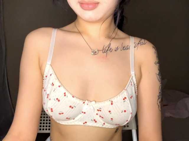 DominicaTkach's BongaCams show and profile