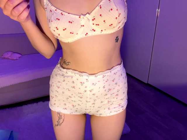 DominicaTkach's BongaCams show and profile