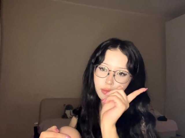 DominicaTkach's BongaCams show and profile