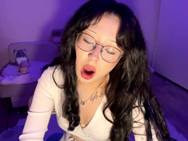 DominicaTkach's BongaCams show and profile