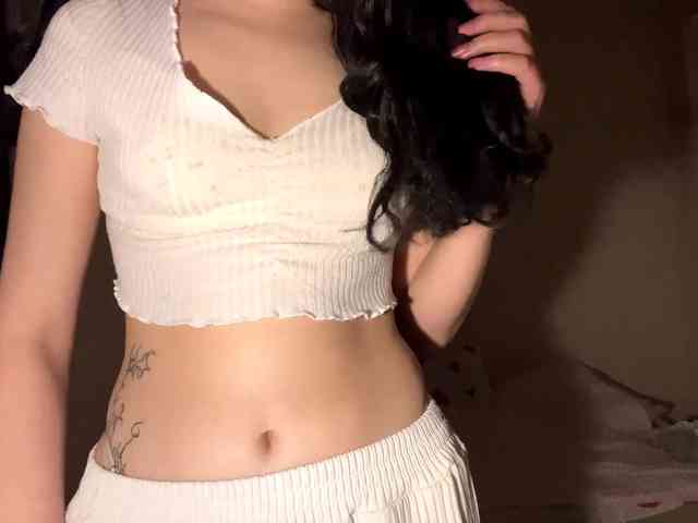 DominicaTkach webcam