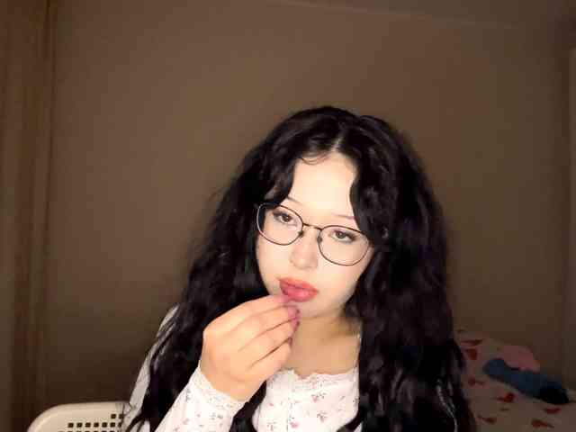 DominicaTkach webcam