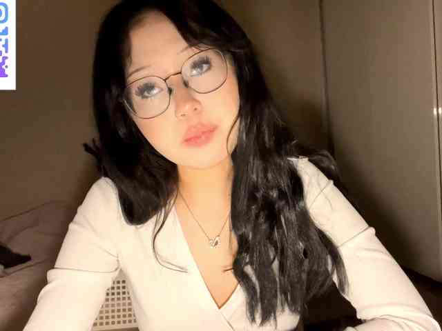 DominicaTkach webcam