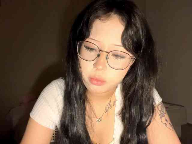 DominicaTkach webcam