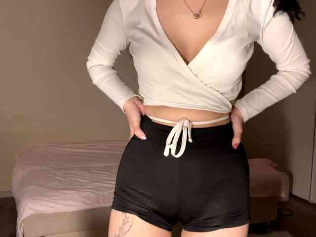 DominicaTkach webcam