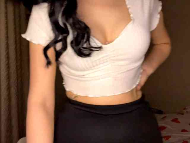 DominicaTkach webcam