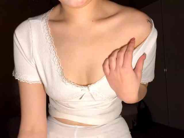 DominicaTkach webcam