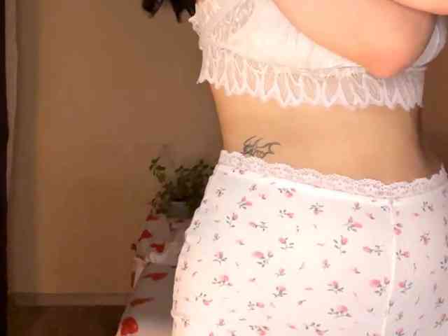 DominicaTkach webcam