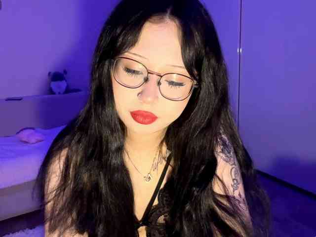 DominicaTkach webcam