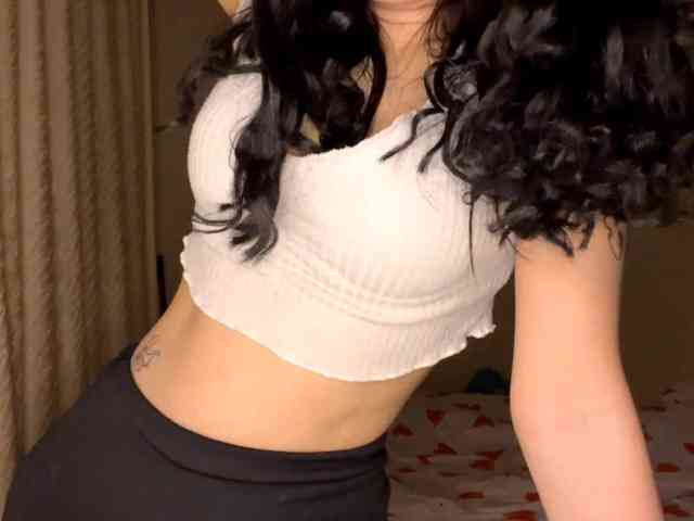 DominicaTkach webcam