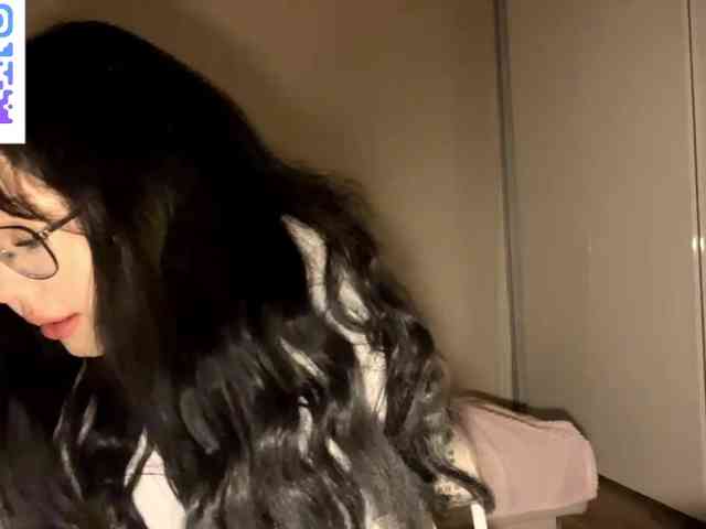 DominicaTkach webcam