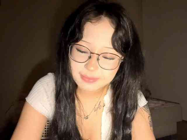 DominicaTkach webcam