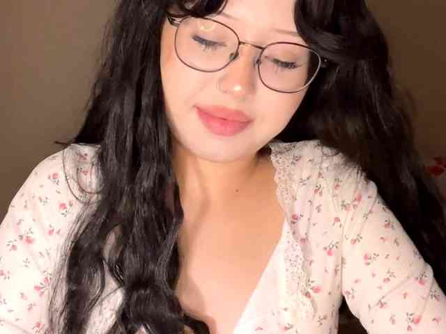 DominicaTkach webcam