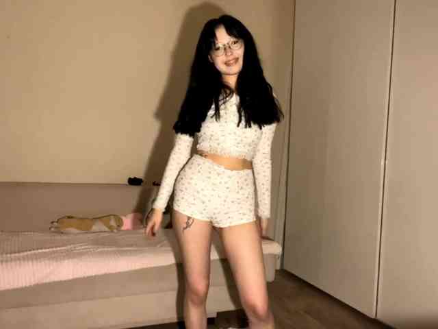 DominicaTkach webcam