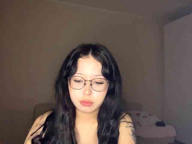 DominicaTkach webcam