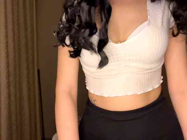 DominicaTkach webcam