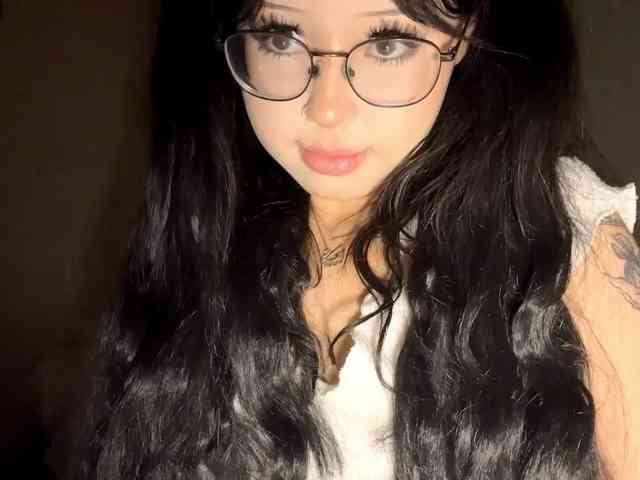 DominicaTkach webcam