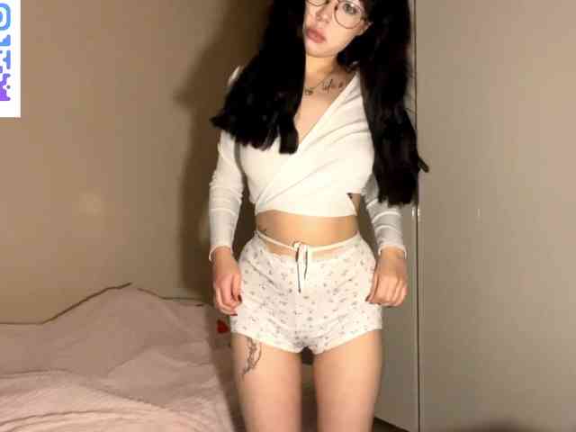 DominicaTkach webcam