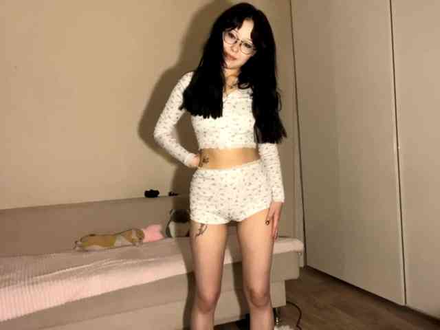 DominicaTkach webcam