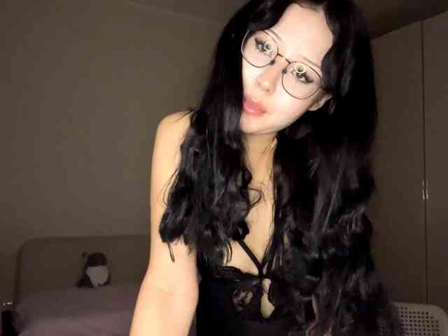 DominicaTkach webcam