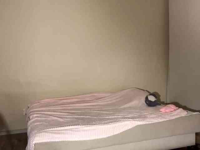 DominicaTkach webcam