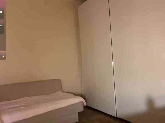 DominicaTkach webcam