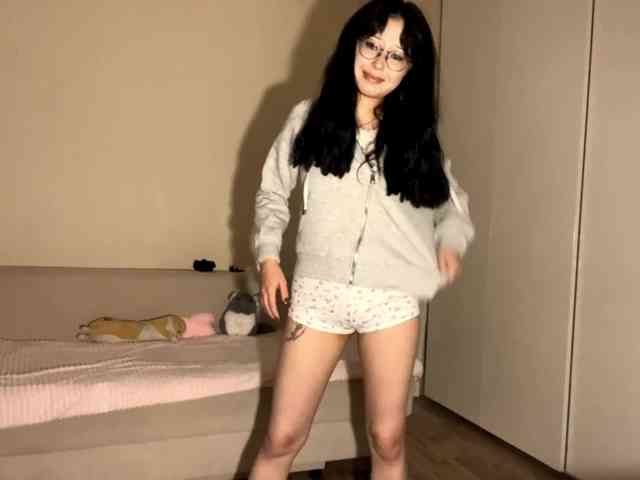 DominicaTkach webcam