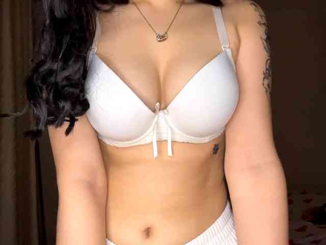 DominicaTkach webcam