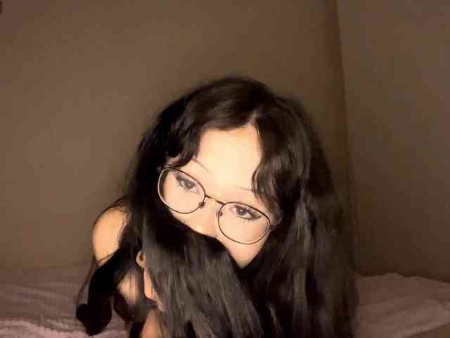 DominicaTkach webcam