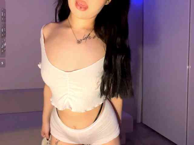 DominicaTkach webcam