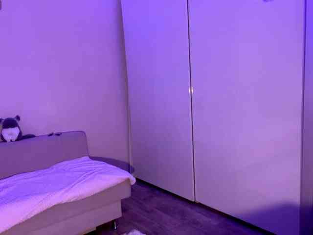 DominicaTkach webcam