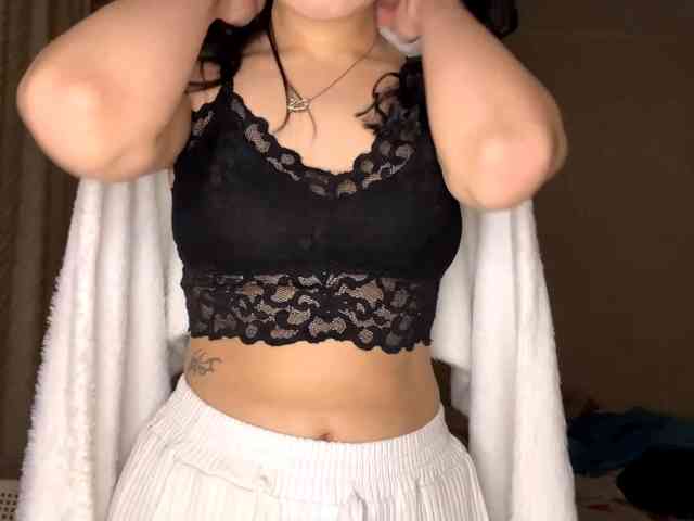 DominicaTkach webcam