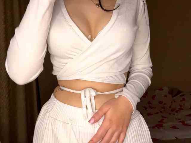 DominicaTkach webcam