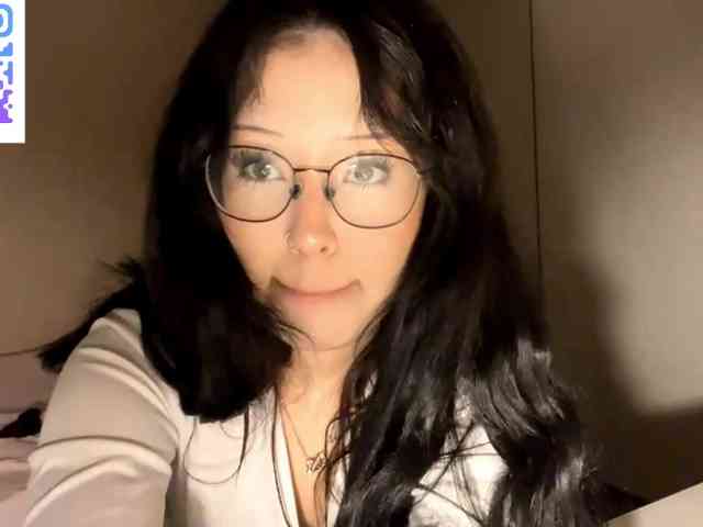 DominicaTkach webcam