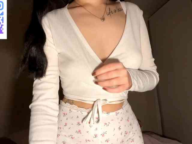 DominicaTkach webcam