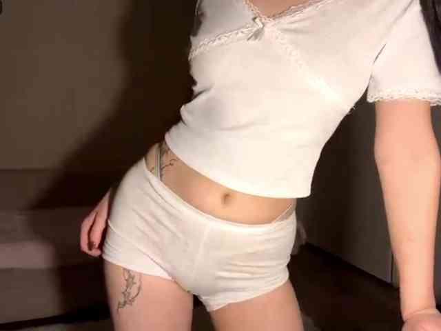 DominicaTkach webcam