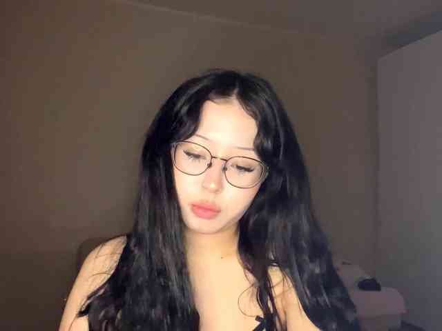 DominicaTkach webcam