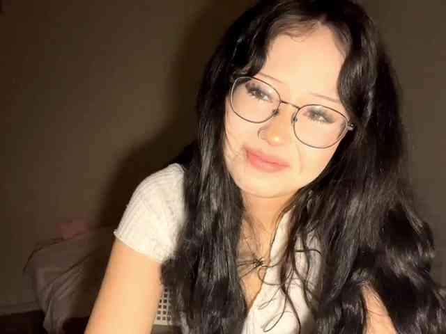 DominicaTkach webcam