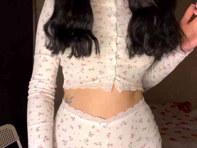 DominicaTkach webcam