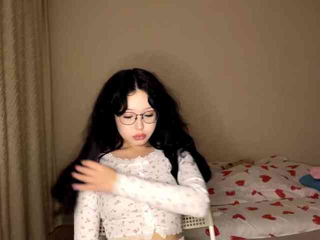 DominicaTkach webcam