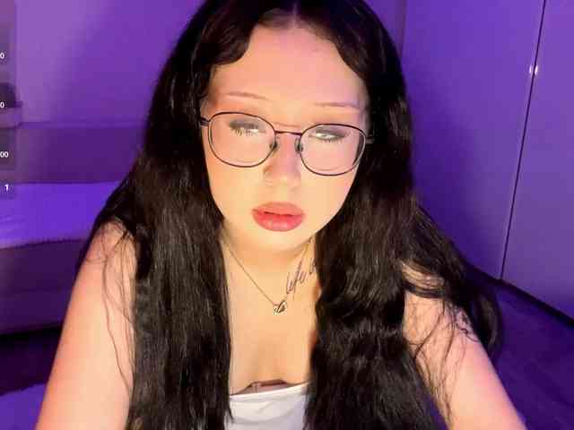 DominicaTkach webcam